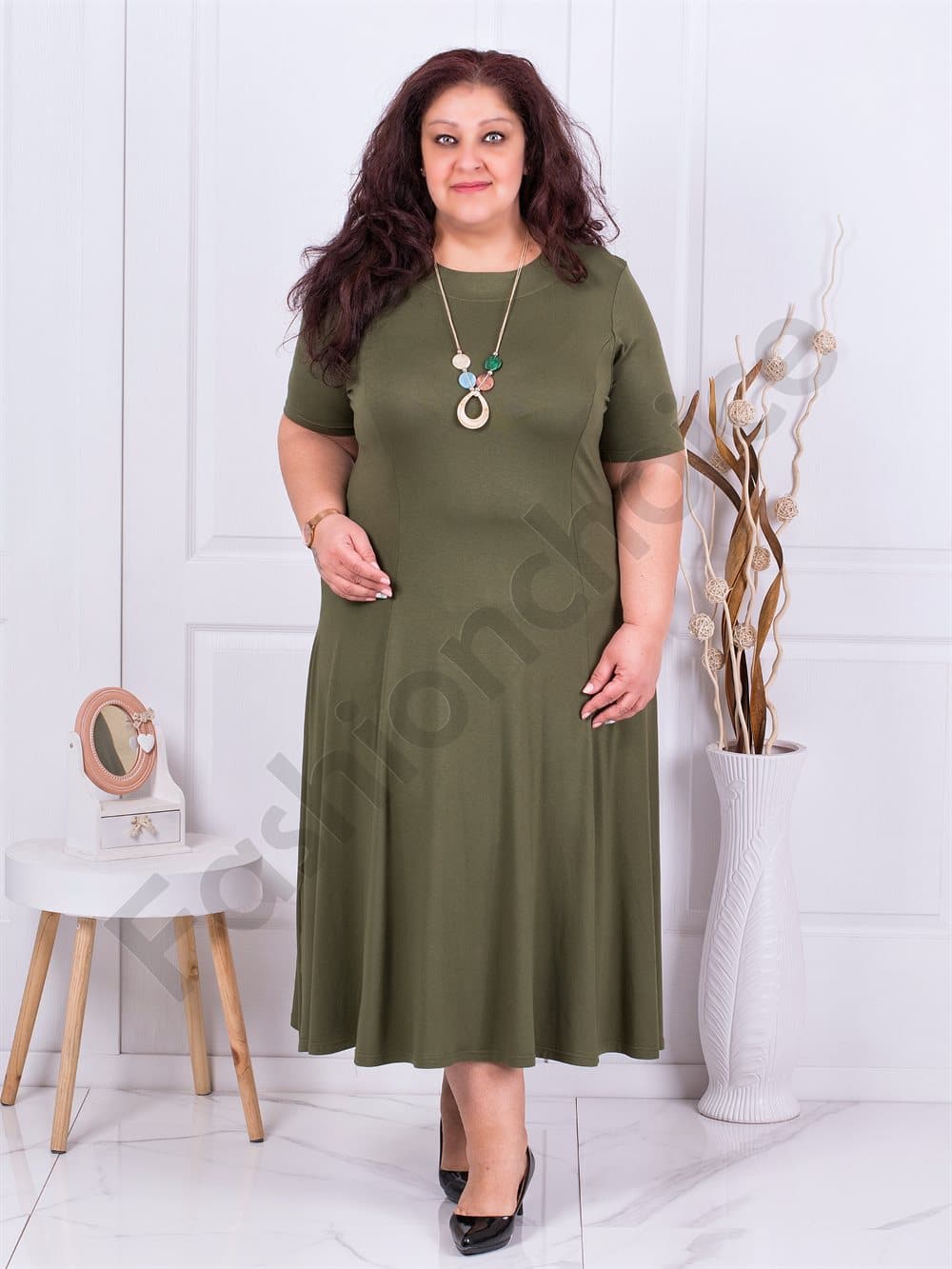 Plus size μονόχρωμο φόρεμα-χακί με δώρο κολιέ-κωδ 226085-2