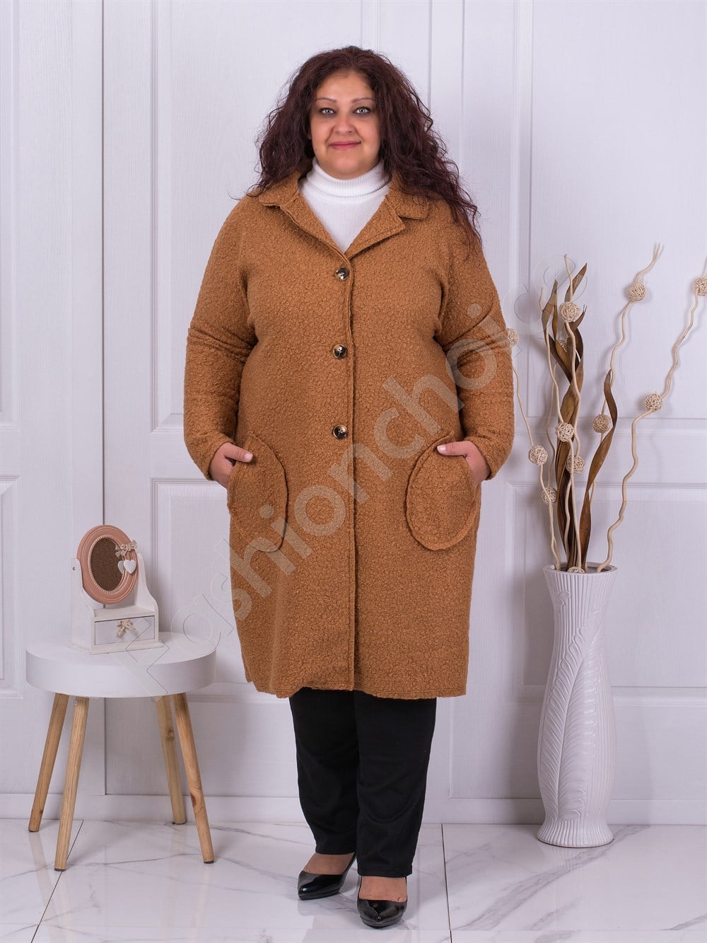 Plus size μπουκλέ παλτό σε μπεζ-κωδ 6247-6