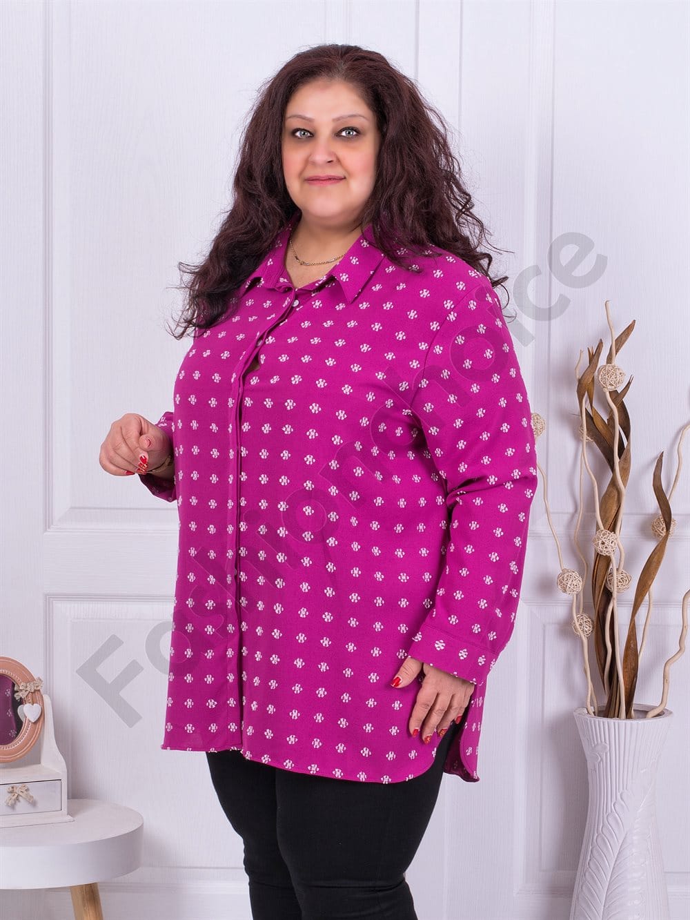 Plus size πουκάμισο με σχέδιο από λευκά λουλούδια-φούξια-κωδ 2098-7