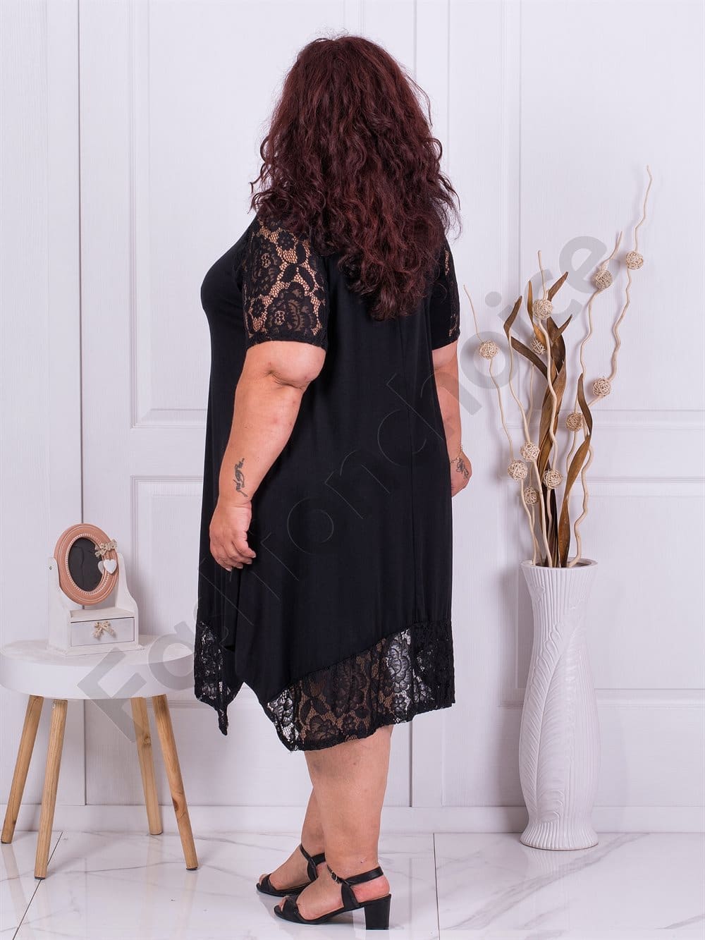 Plus size φόρεμα με δαντέλα-μαύρο-κωδ 6359