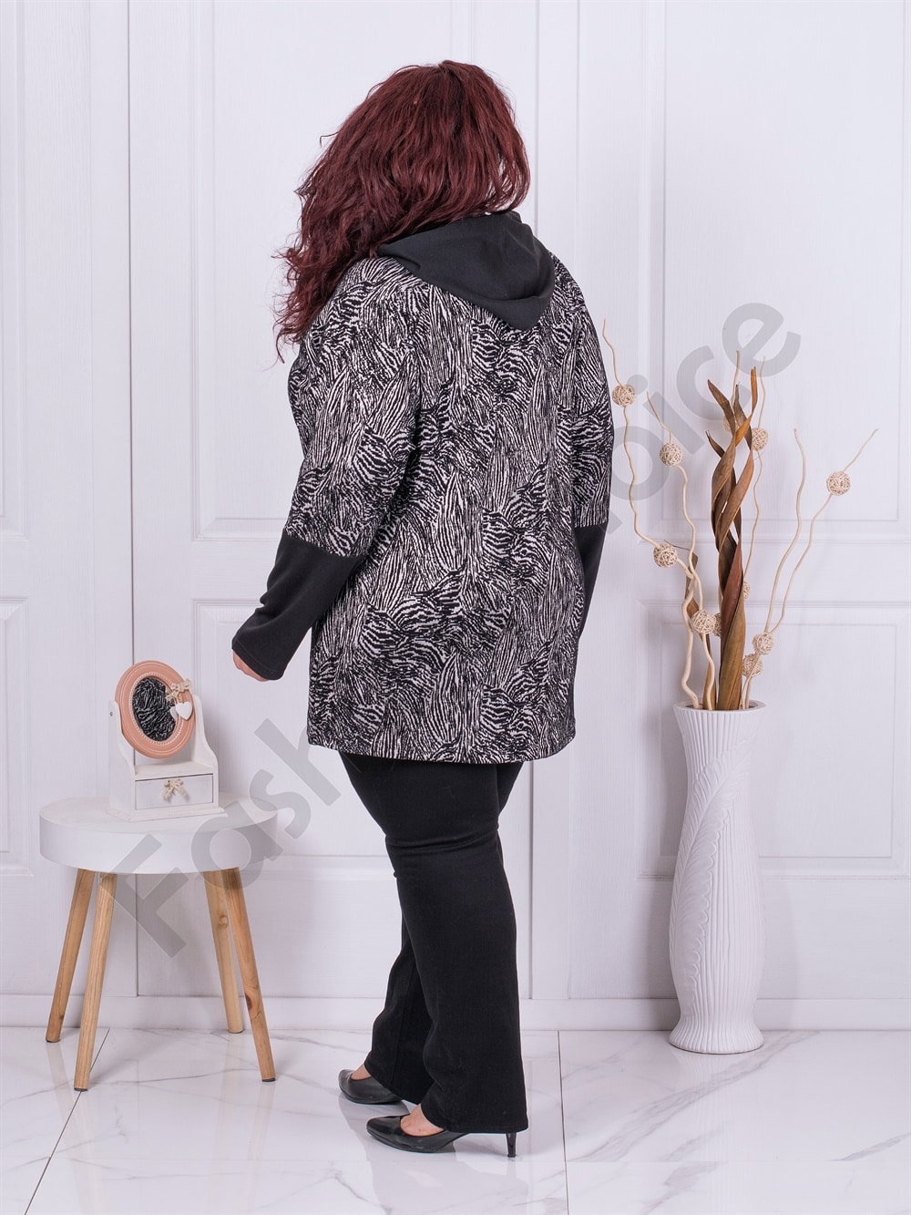 Plus size ζακέτα με ασπρόμαυρο σχέδια-κωδ 231212-1