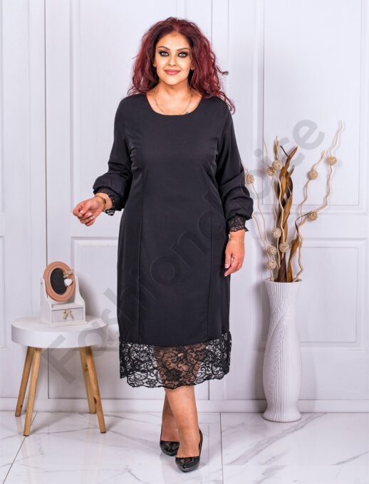 Plus size μαύρο φόρεμα με δαντέλα στο τελείωμα-κωδ 7468