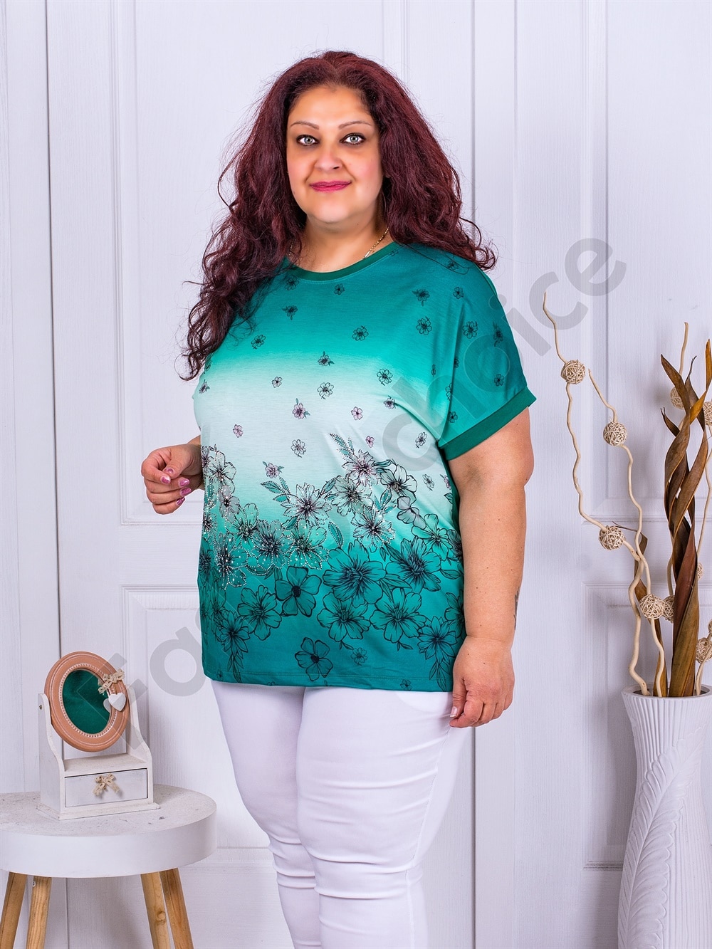 Plus size κοντομάνικη φλοράλ μπλούζα-πράσινο-κωδ 2678-5 - Image 2
