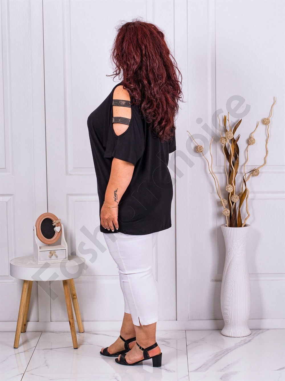 Plus size μπλούζα με άνοιγμα στους ώμους-κωδ 0484