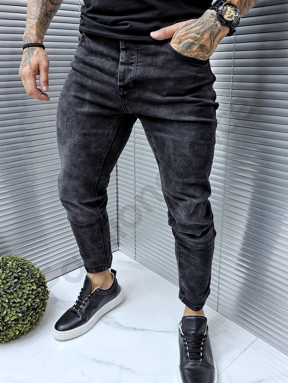 Ανδρικό τζιν παντελόνι Slim cropped-μαύρο-κωδ 925