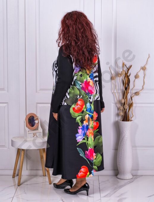 Plus size μαύρο φόρεμα με μεγάλα λουλούδια-κωδ 1379