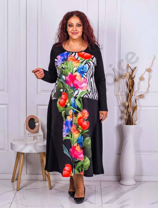 Plus size μαύρο φόρεμα με μεγάλα λουλούδια-κωδ 1379