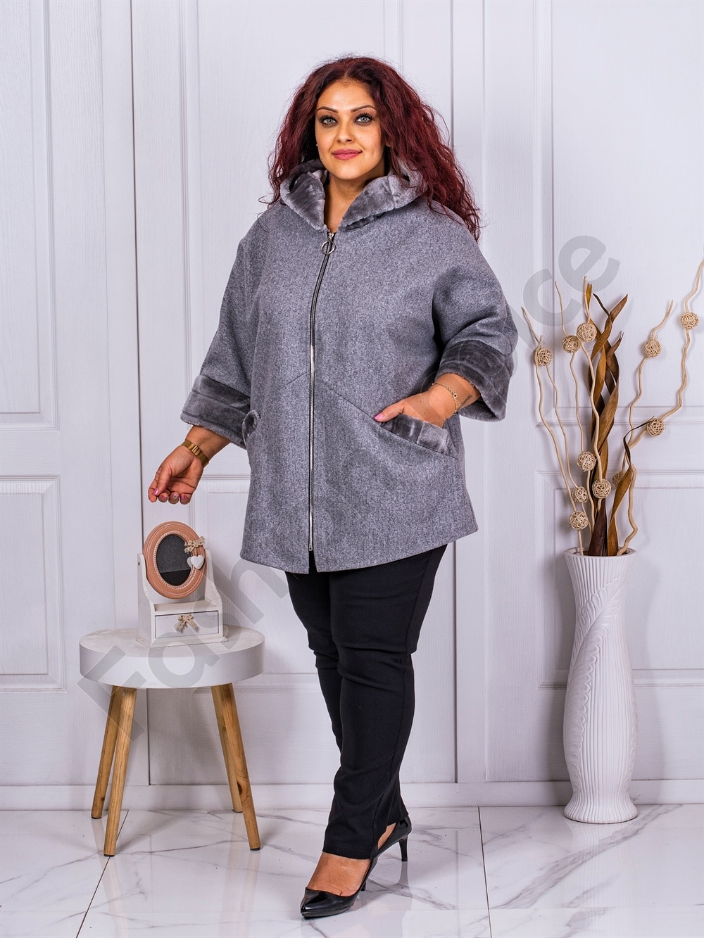 Plus size κασμίρ παλτό με κουκούλα και γούνα-γκρι-κωδ 23689-2