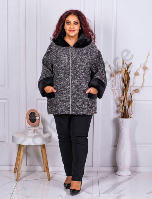 Plus size παλτό με γούνινο γιακά-μαύρο μελανζέ-κωδ 23685