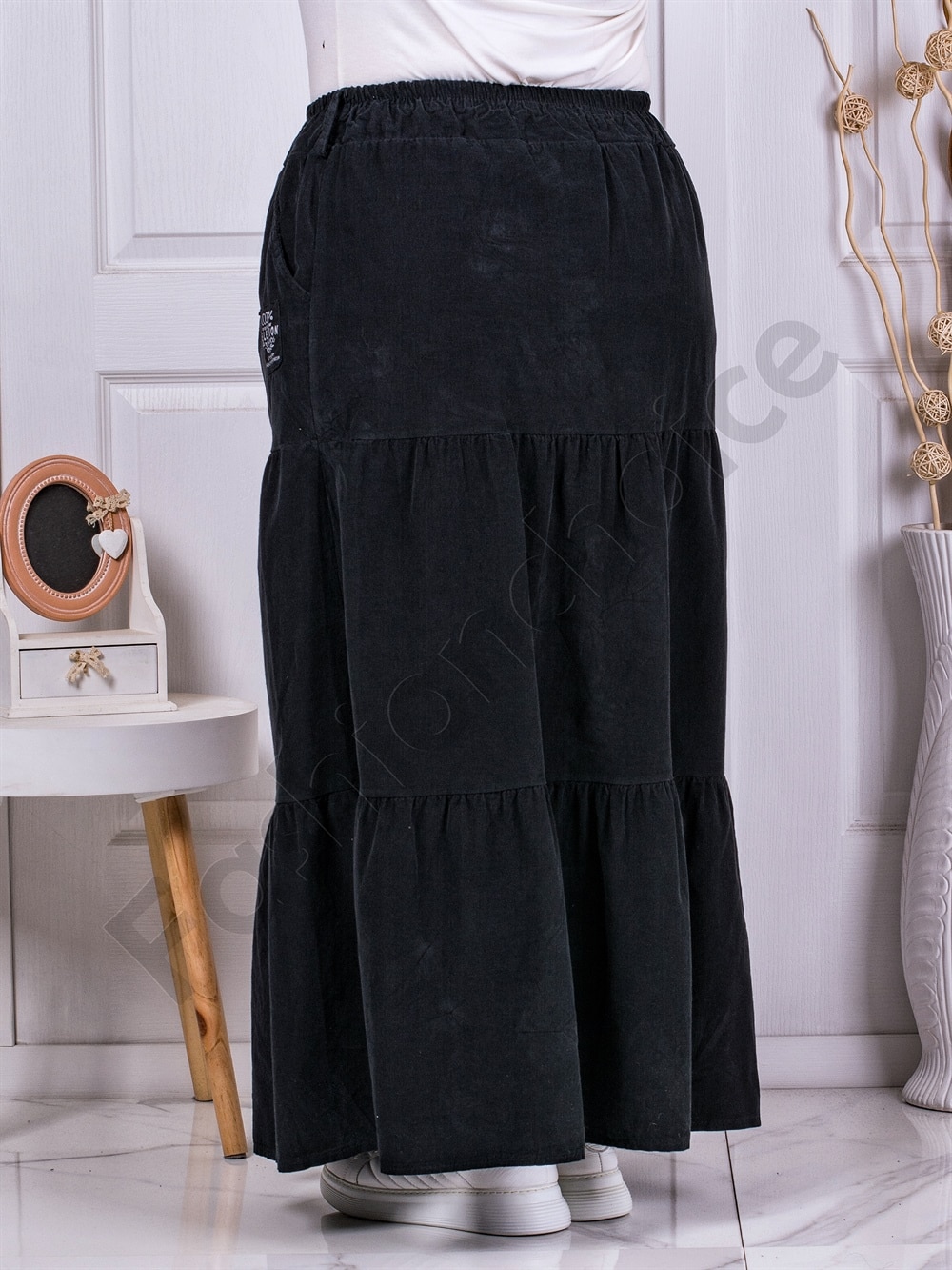 Plus size maxi κοτλέ φούστα με βολάν-μαύρο-κωδ 3160