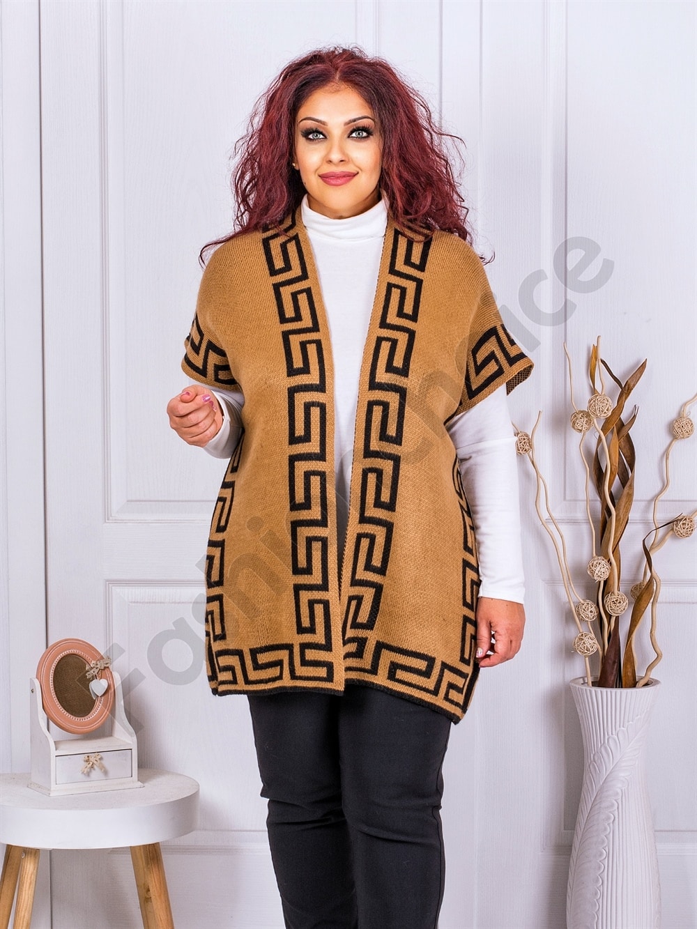 Plus size πλεκτό γιλέκο με μοτίβο μαιάνδρο-καμηλό-κωδ 23008