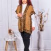 Plus size πλεκτό γιλέκο με μοτίβο μαιάνδρο-καμηλό-κωδ 23008