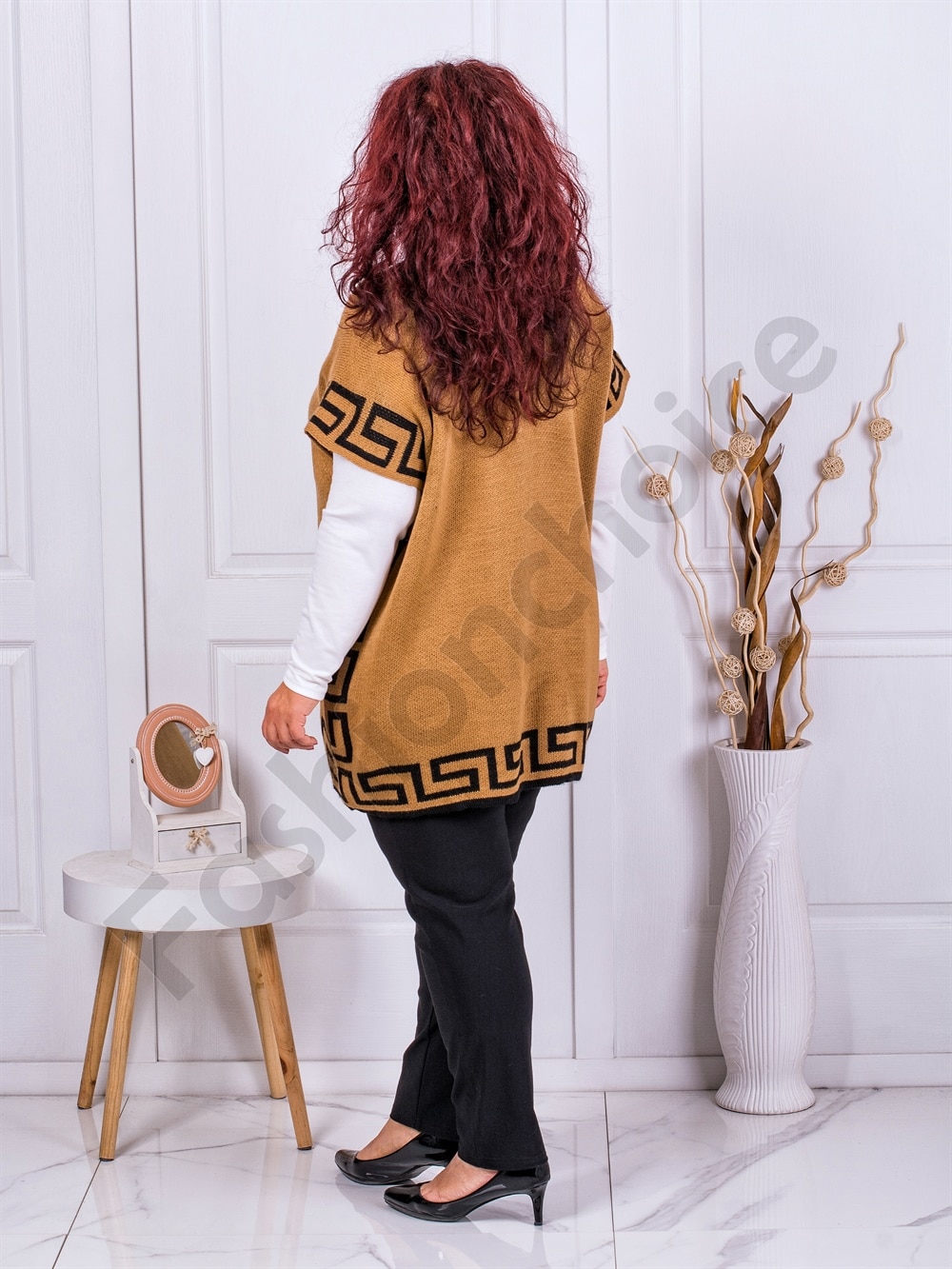 Plus size πλεκτό γιλέκο με μοτίβο μαιάνδρο-καμηλό-κωδ 23008