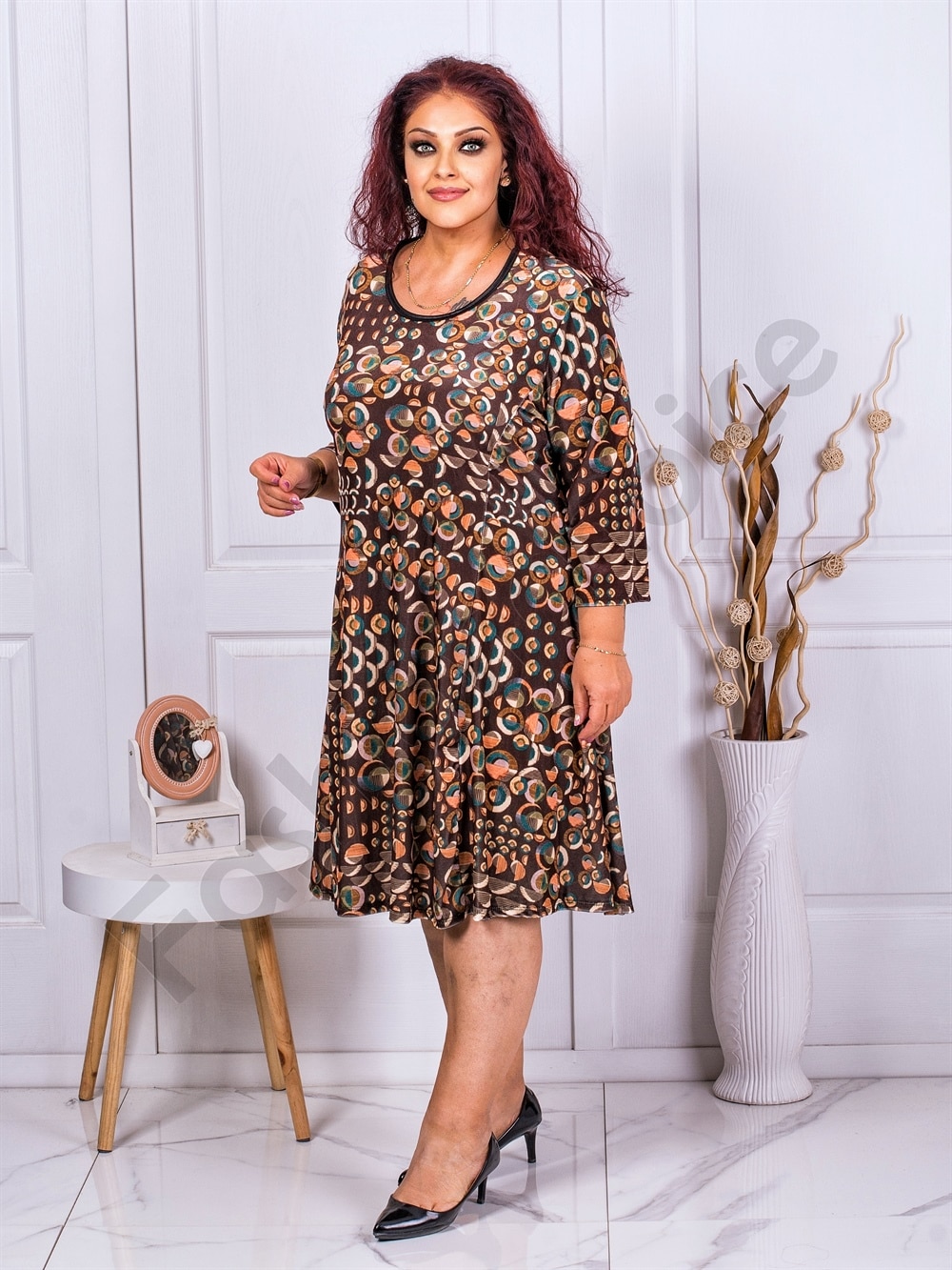Plus size φόρεμα με πουά σχέδιο-καφέ-κωδ 1728-3