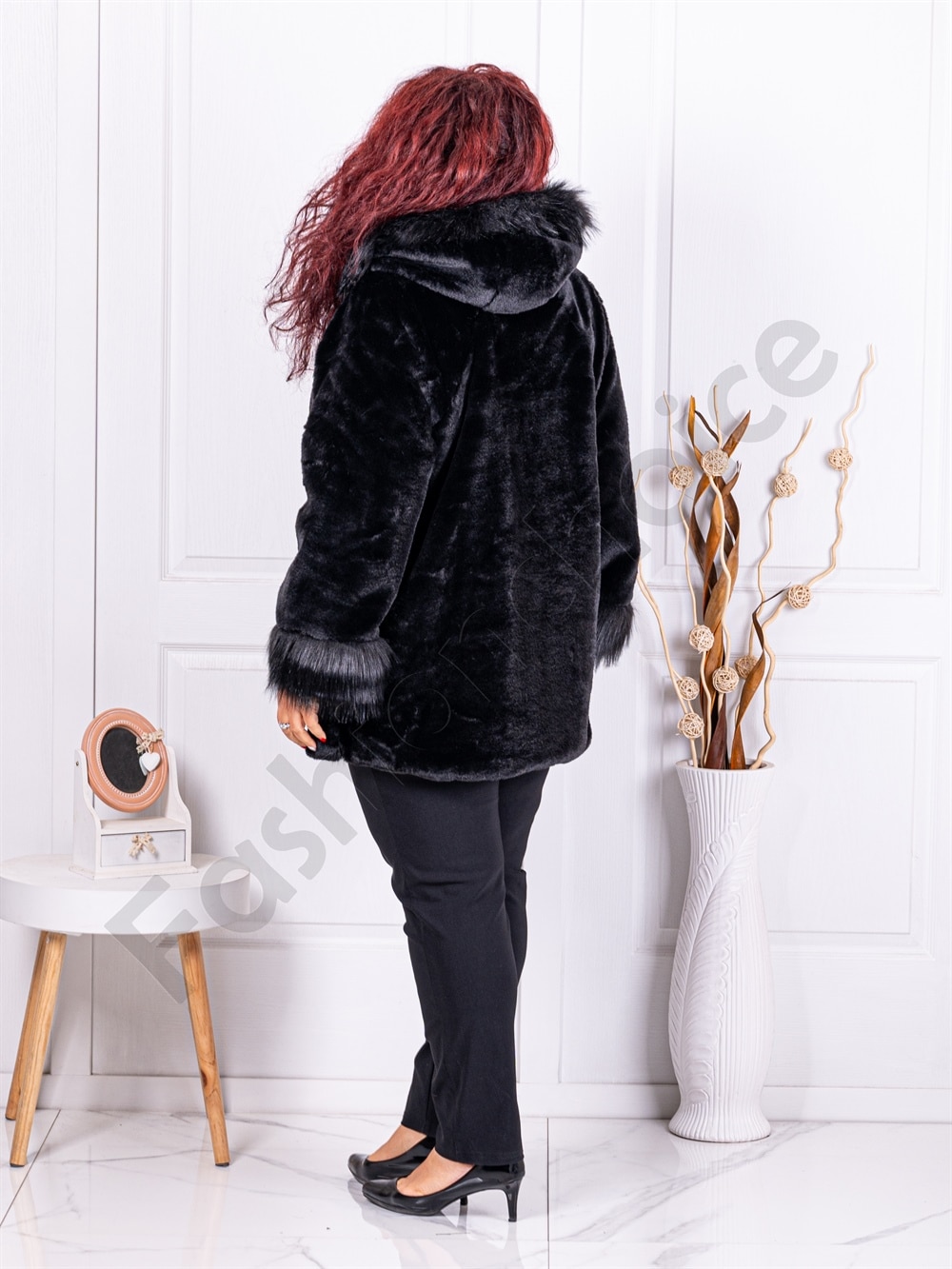 Plus size γούνινο παλτό με κουκούλα-μαύρο-κωδ 9055-4
