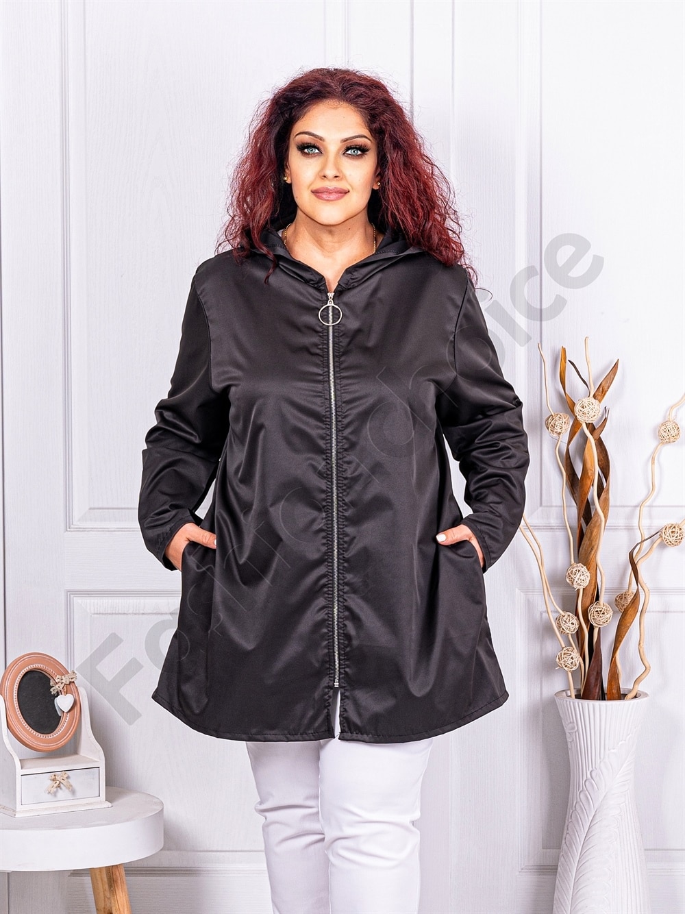 Plus size τζάκετ απο τεχνικό ύφασμα-μαύρο-κωδ 2824