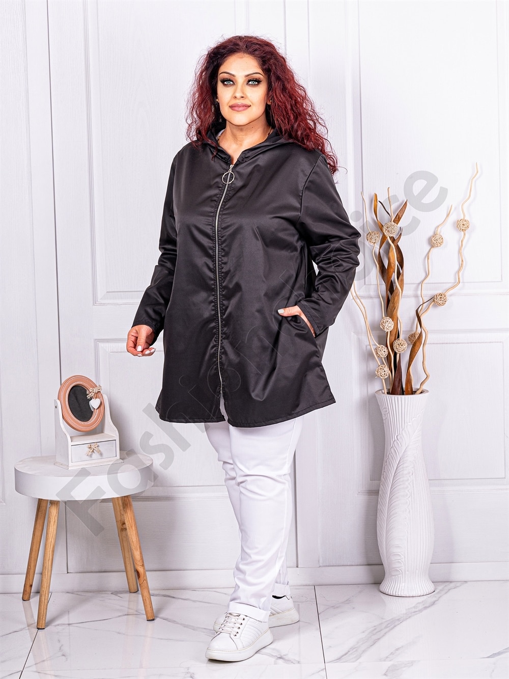 Plus size τζάκετ απο τεχνικό ύφασμα-μαύρο-κωδ 2824