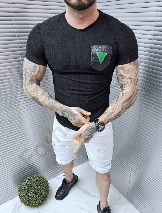 Ανδρικό T-shirt με δερματίνη τσέπη-μαύρο-κωδ 6075