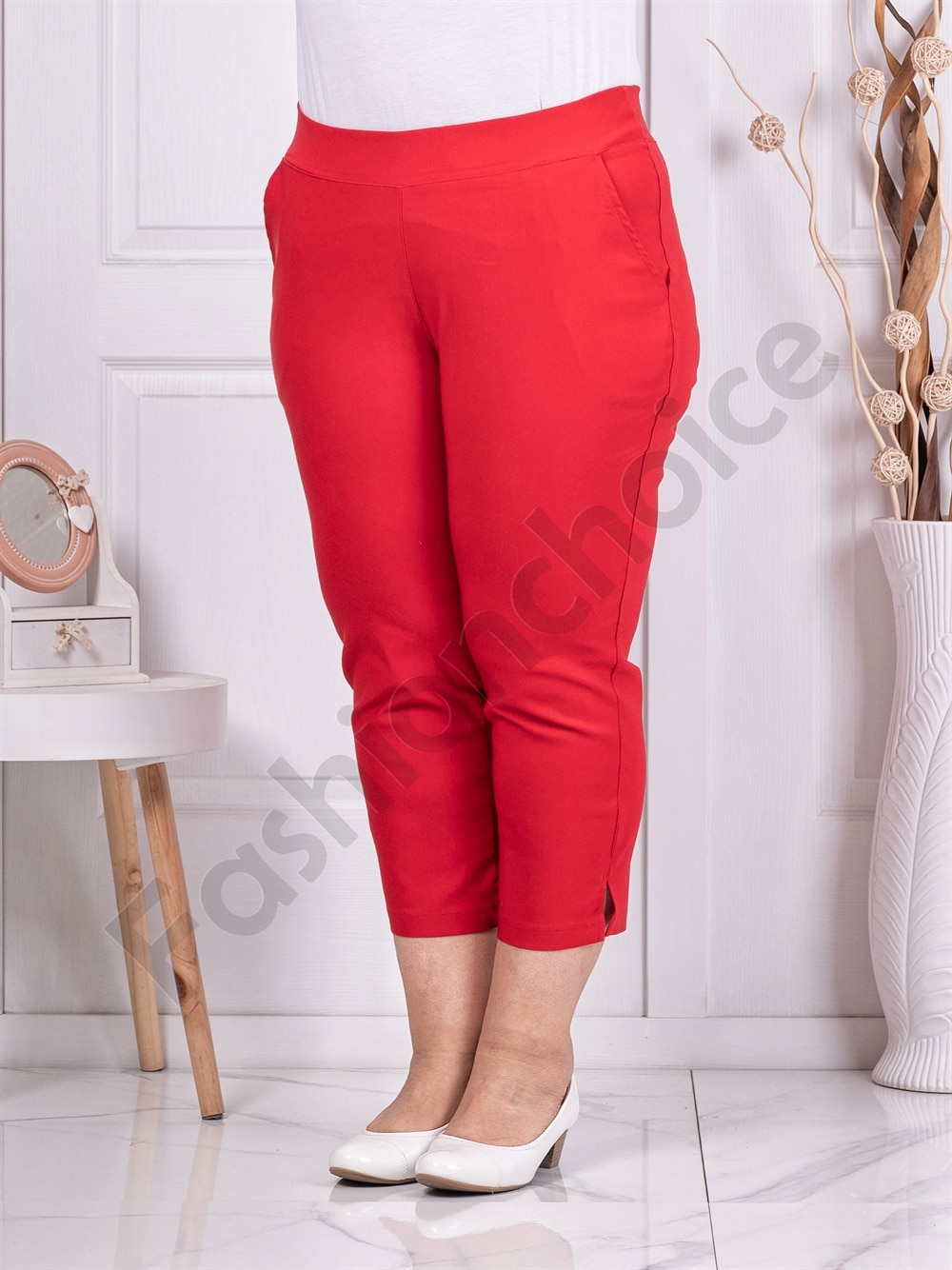 Plus size παντελόνι κάπρι σε κόκκινο-κωδ 24238-3
