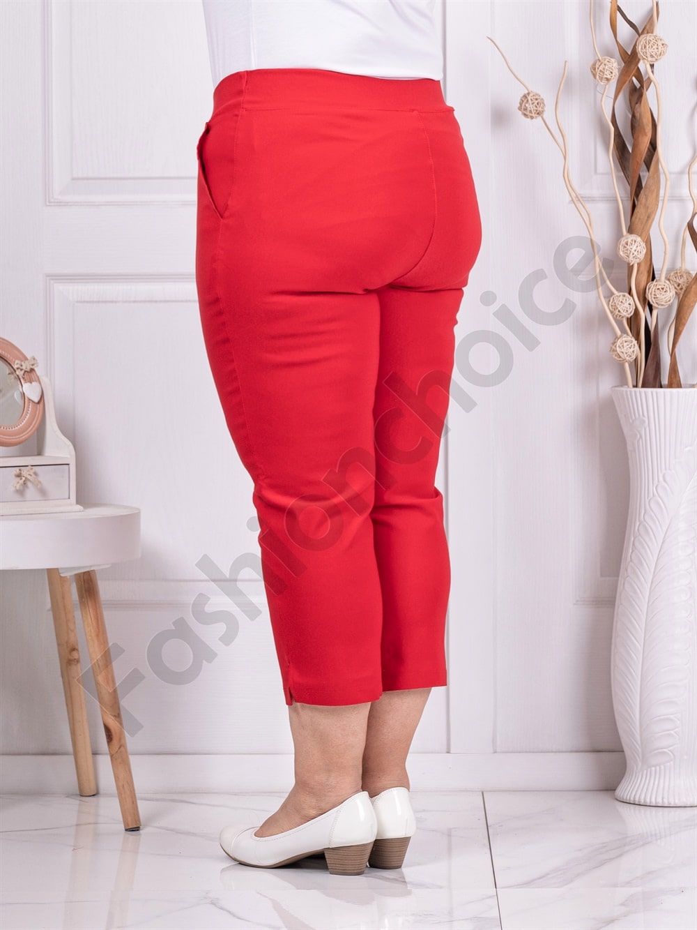 Plus size παντελόνι κάπρι σε κόκκινο-κωδ 24238-3