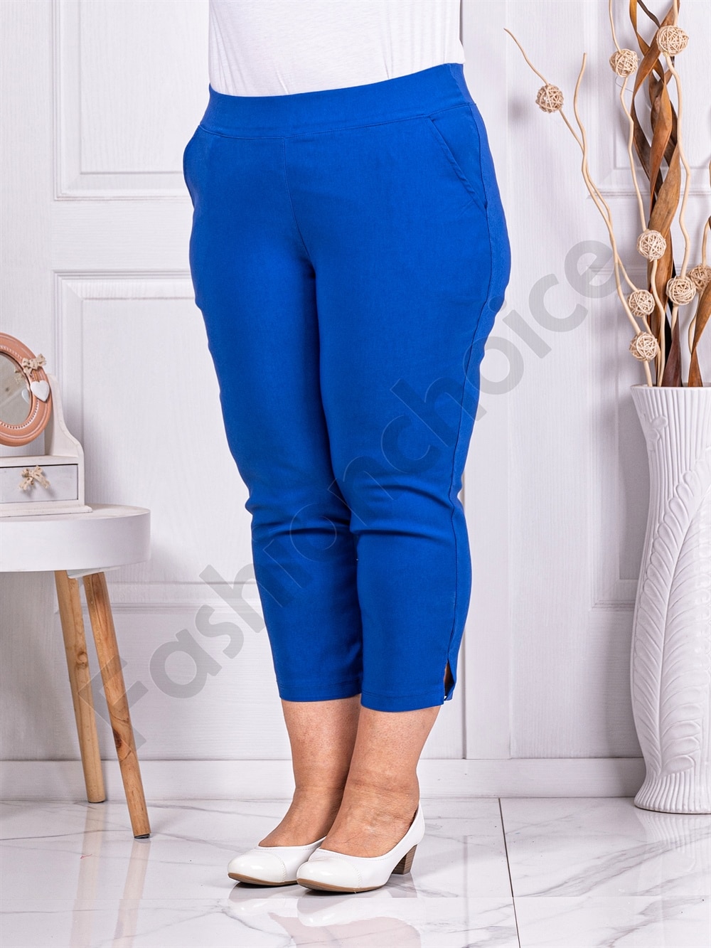 Plus size παντελόνι κάπρι σε μπλε ρουά-κωδ 24238-8
