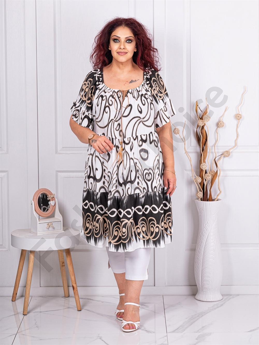 Plus size μακρύ τουνίκ με βολάν-μαύρο-κωδ 2478