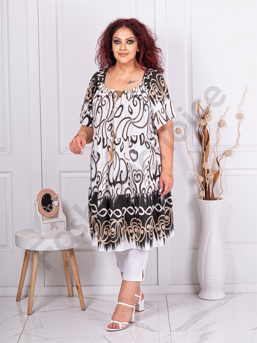 Plus size μακρύ τουνίκ με βολάν-μαύρο-κωδ 2478