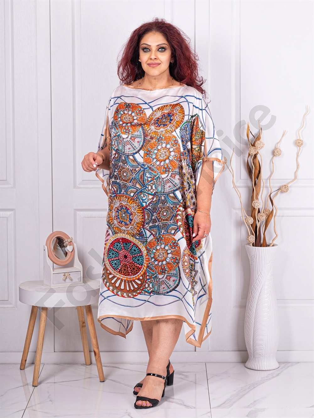 Plus size σατέν καφτάνι με τύπωμα μαντάλα-λευκό-κωδ 391-1