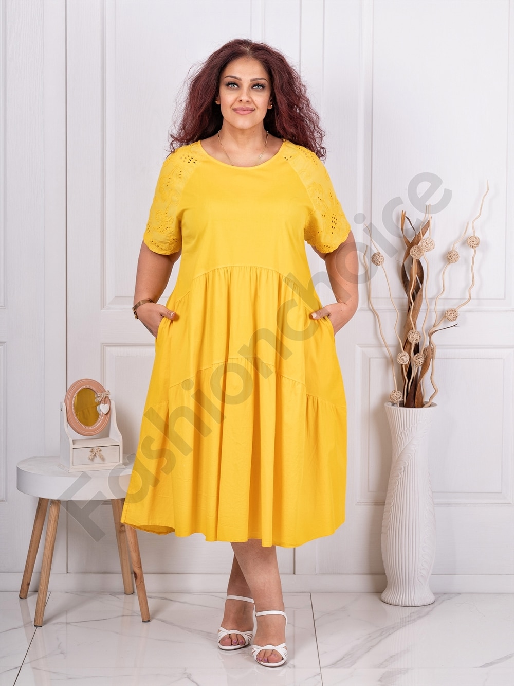 Plus size φόρεμα με τρυπητό κέντημα-κίτρινο-κωδ 241207-4