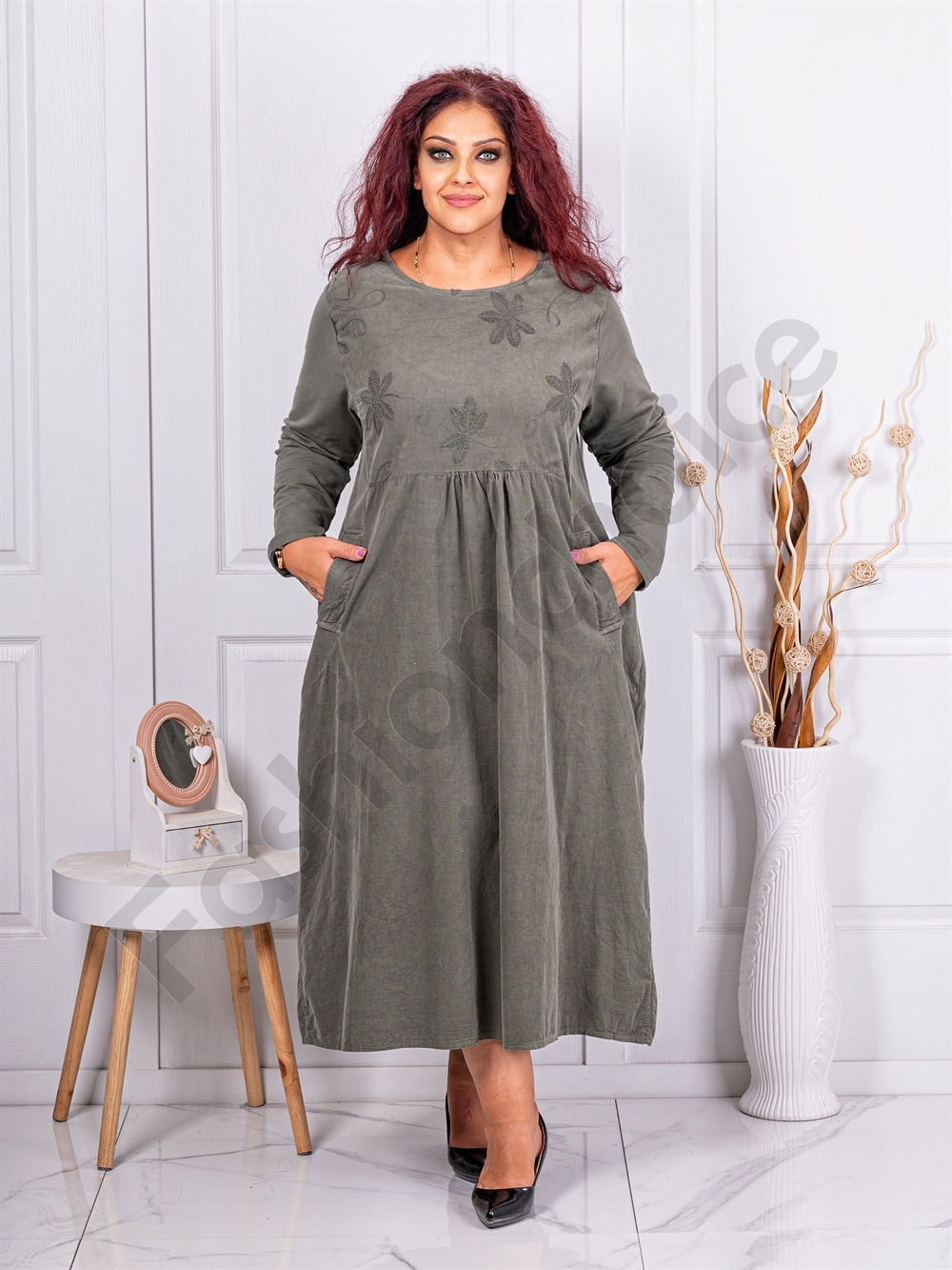 Plus size κοτλέ φορέμα με κεντημένα λουλούδια-χακί-κωδ 10917-2