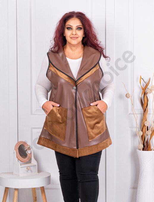 Plus size δερμάτινο γιλέκο με βελουτέ λεπτομέρειες-καφέ-κωδ 22040-2