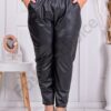 Plus size γυναικείο δερμάτινο παντελόνι-μαύρο-κωδ 2709