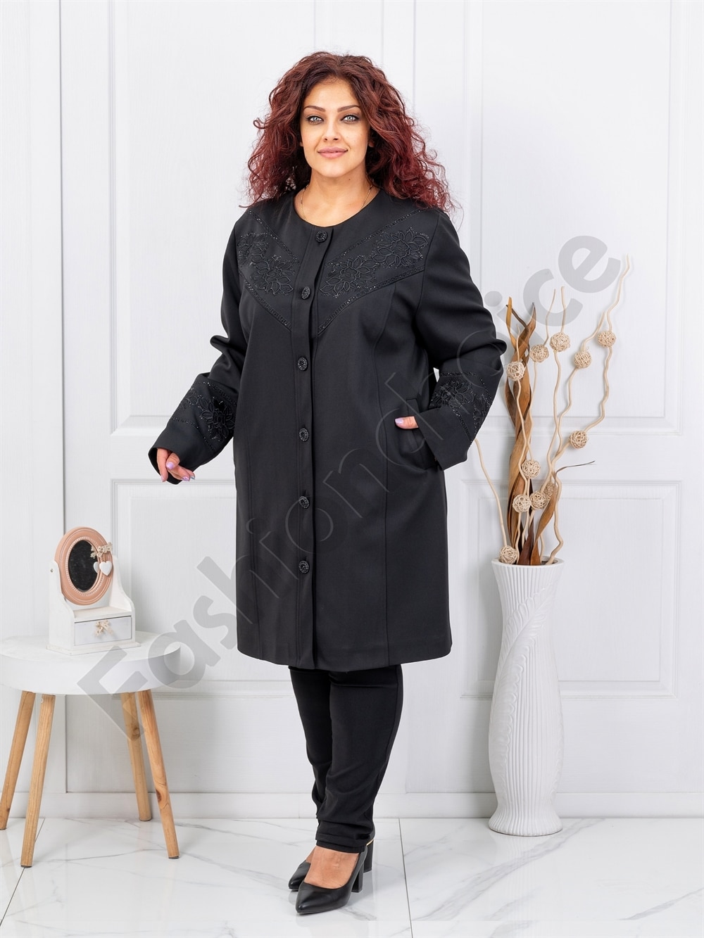 Plus size παλτό με κέντημα και στρας-κωδ 30021