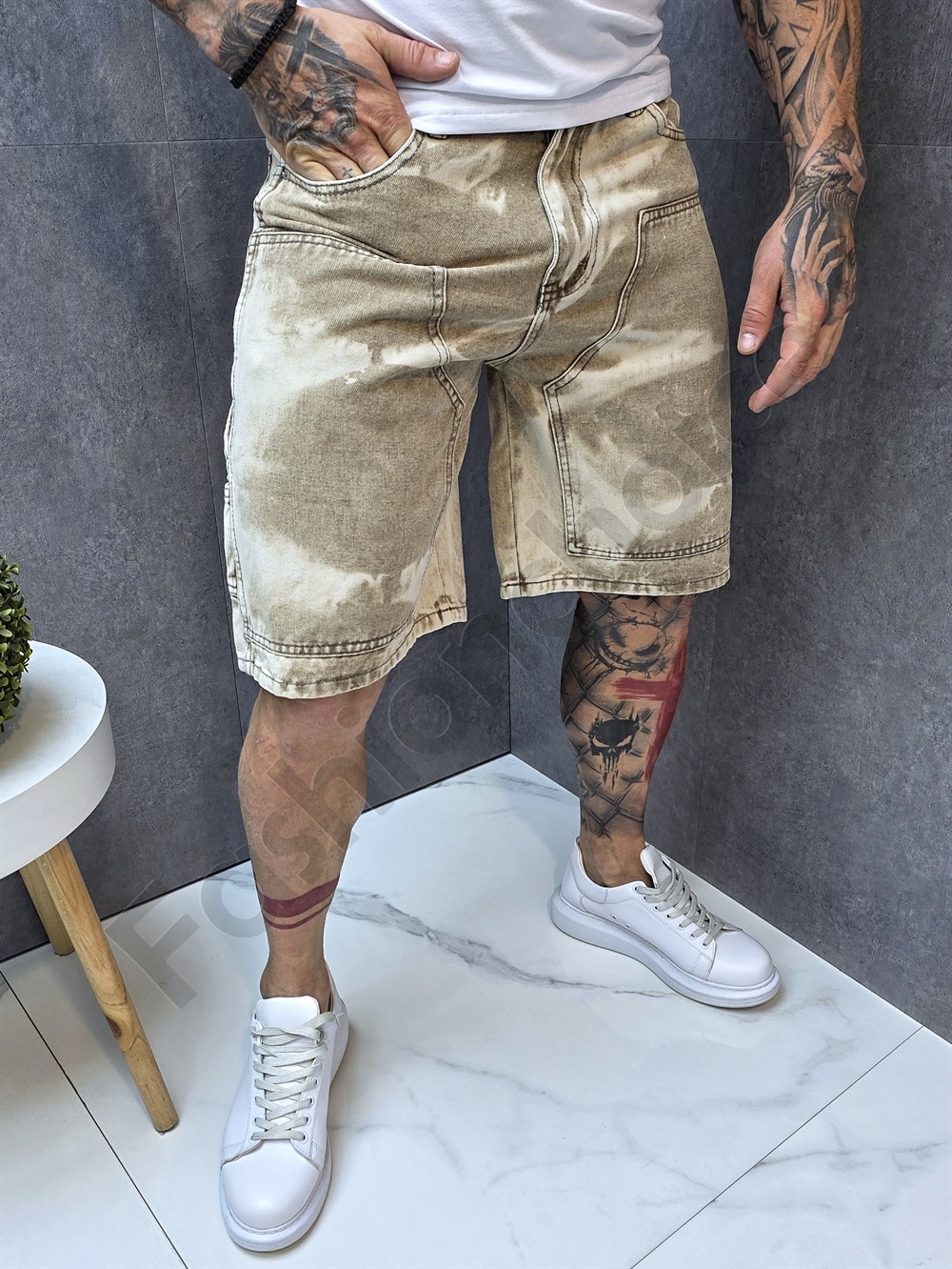 Ανδρική τζιν βερμούδα Baggy με ξεβάμματα-μόκα-κωδ 255