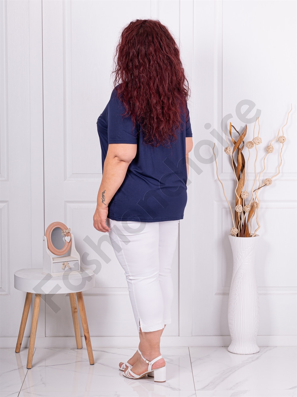 Plus size μπλούζα με απλικέ δαντέλας-σκούρο μπλε-κωδ 2005-3