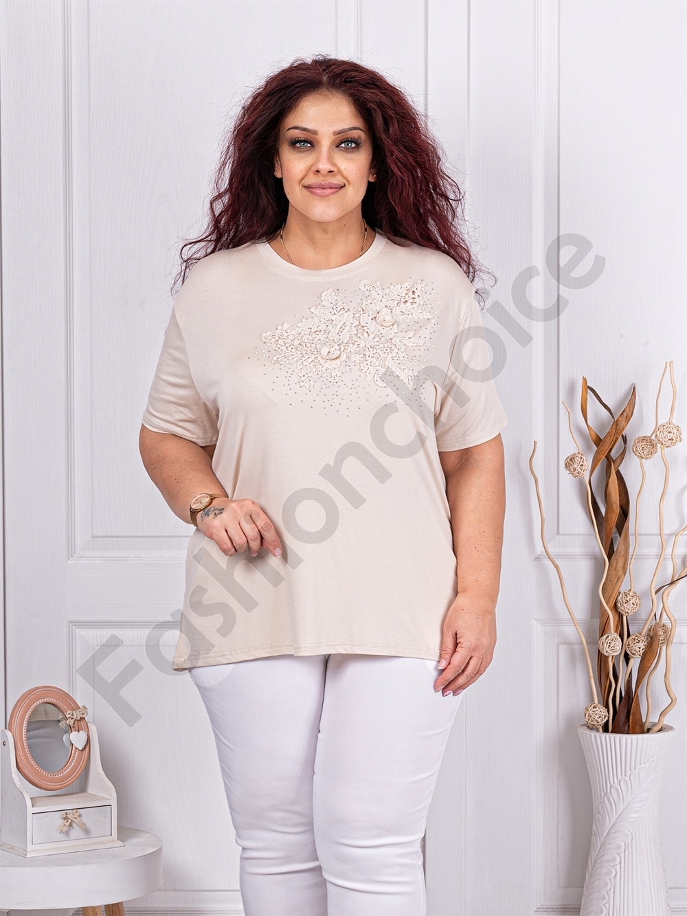 Plus size μπλούζα με απλικέ δαντέλας-εκρού-κωδ 2005-4
