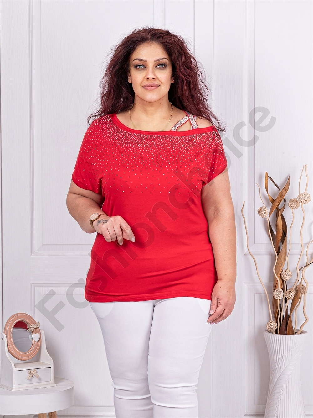 Plus size μπλούζα με έξω τον ώμο-κόκκινο-κωδ 252-1