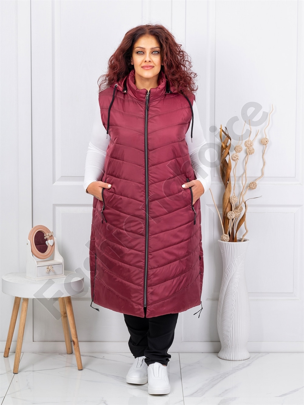 Plus size αμάνικο μπουφάν καπιτονέ μακρύ-μπορντό-κωδ 24048-1