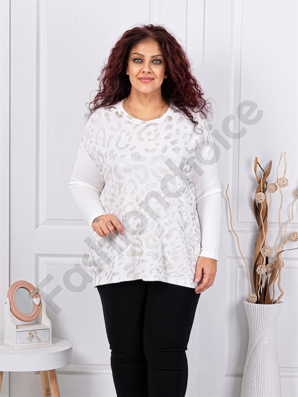 Plus size μπλούζα με λεοπάρ λεπτομέρεια-λευκό-κωδ 6761-1
