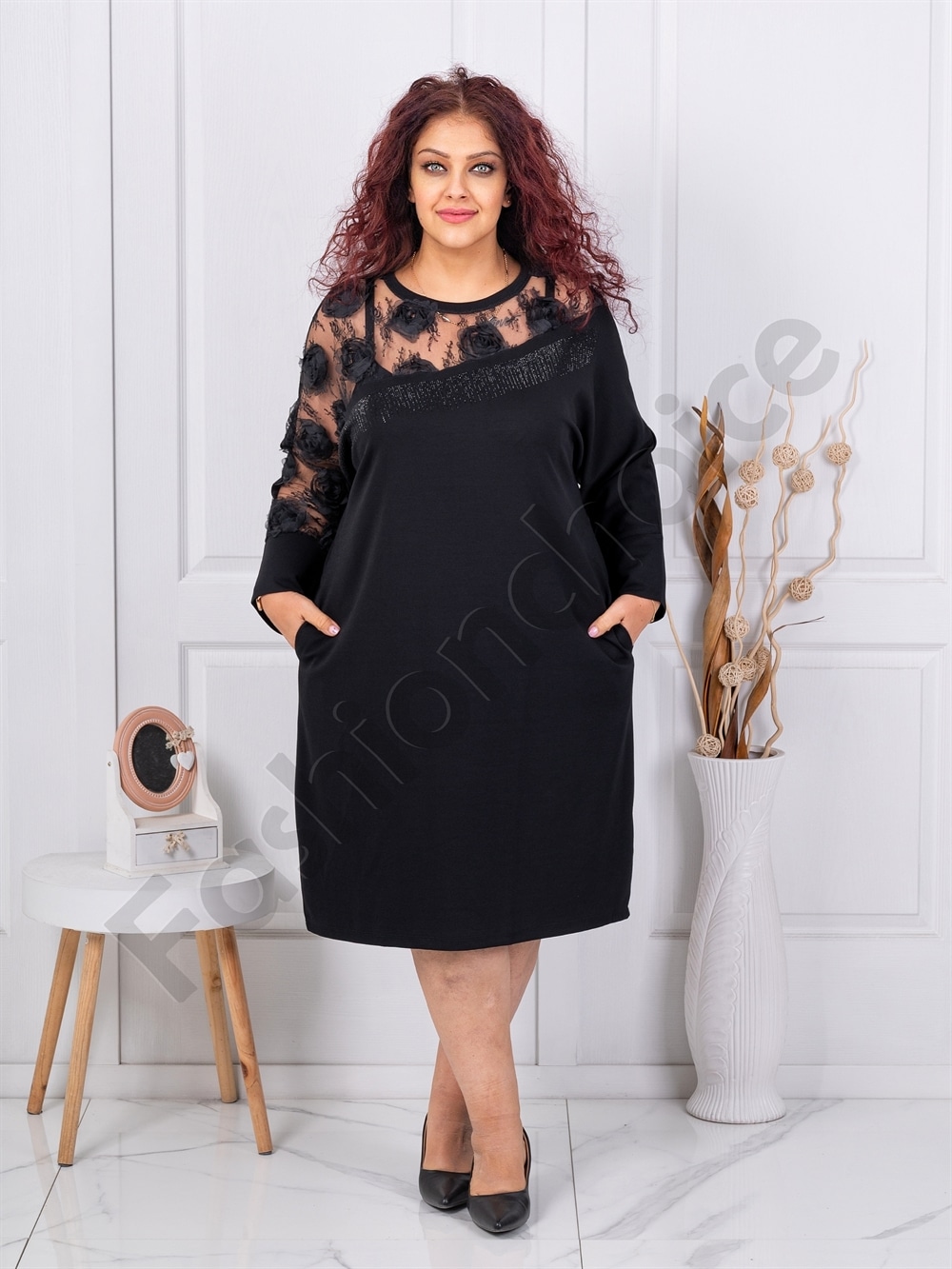 Plus size κομψό φόρεμα με φλοράλ τούλι διαγώνιο-μαύρο-κωδ 3832