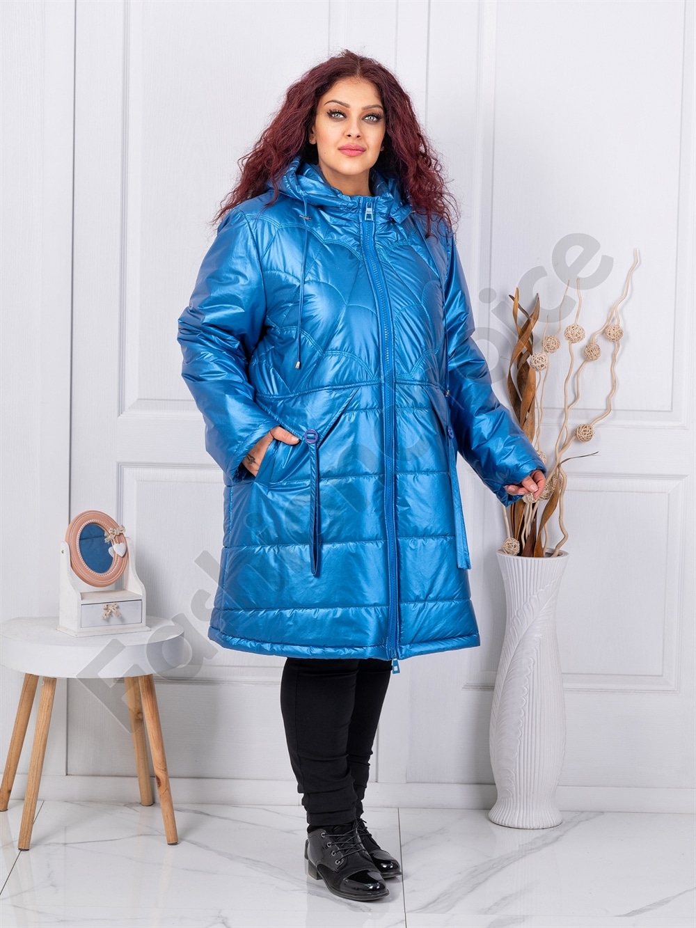 Plus size καπιτονέ μπουφάν με κουκούλα-μπλε-κωδ 71368-1