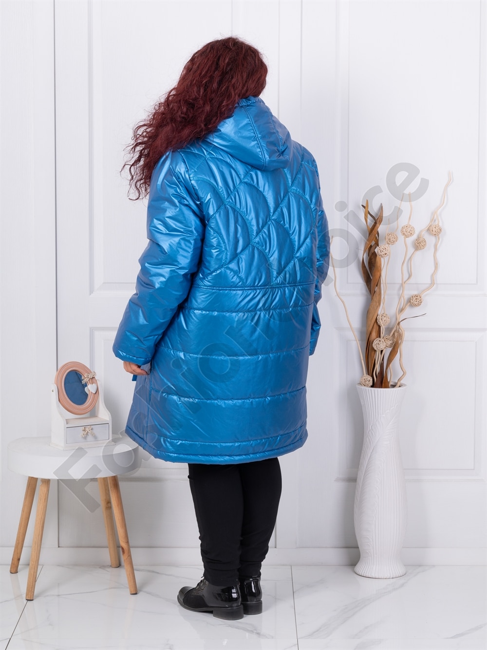 Plus size καπιτονέ μπουφάν με κουκούλα-μπλε-κωδ 71368-1