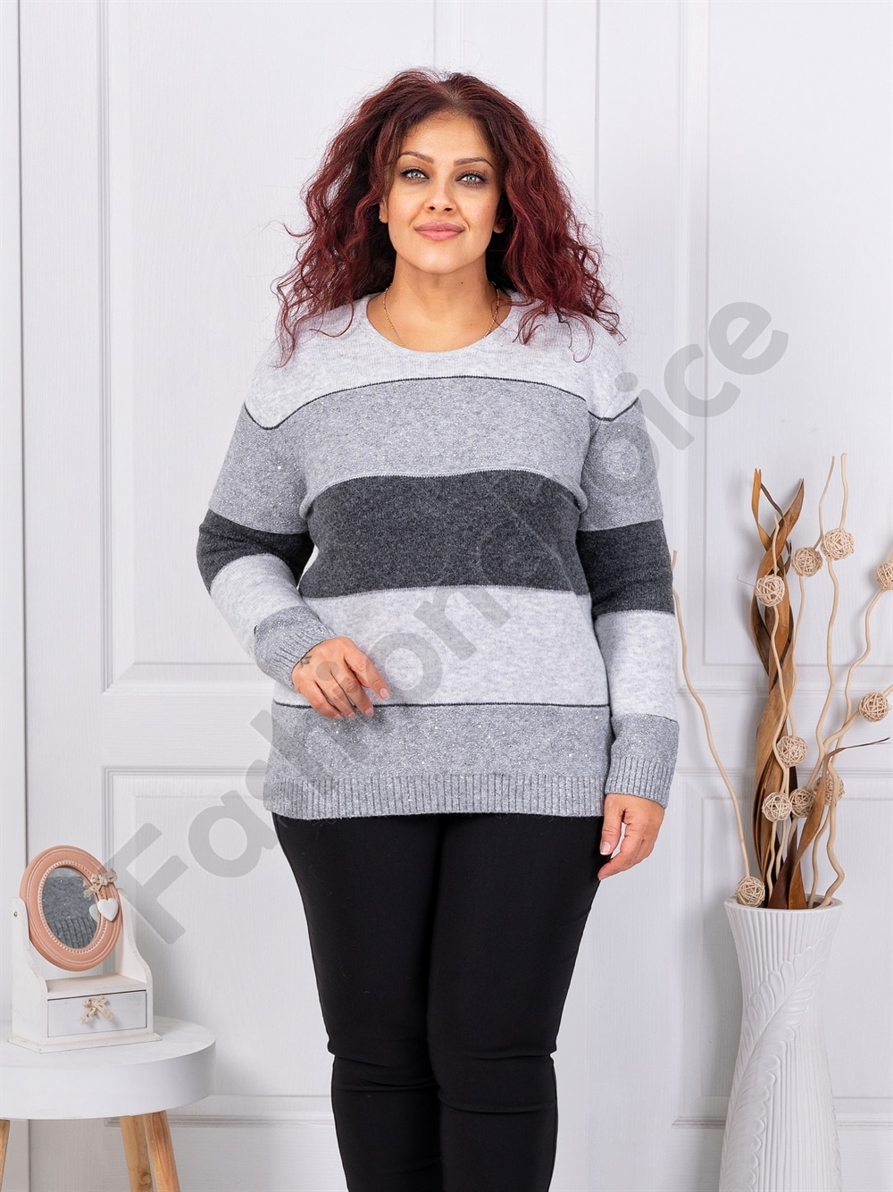 Plus size πλεκτή μπλούζα με ρίγες και παγιέτες-γκρι-κωδ 85666