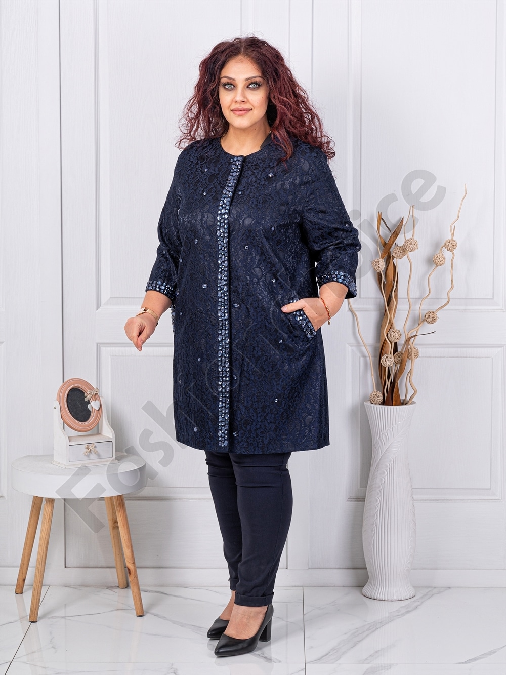 Plus size παλτό με δαντέλα και διακοσμητικές πέτρες-κωδ 3022
