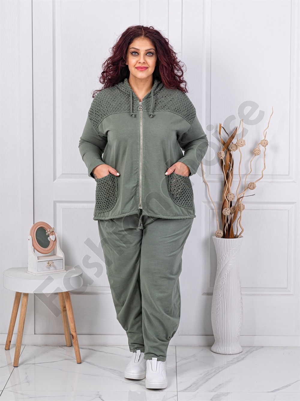 Plus size σετ φόρμας με συνδυασμός δίχτυ-χακί-κωδ 11350-1