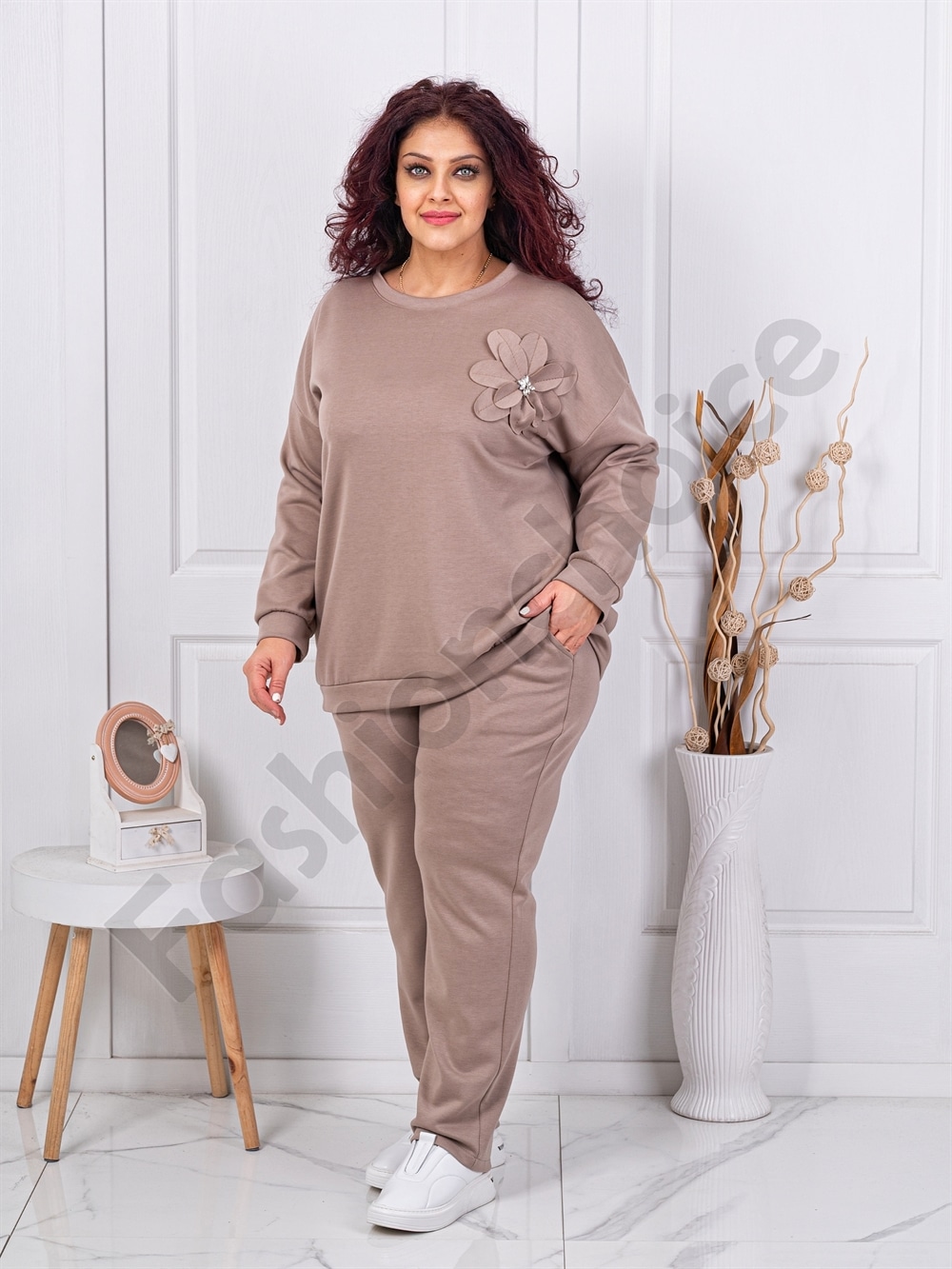 Plus size σετ φόρμας με απλικέ και στρας-μόκα-κωδ 24475-2
