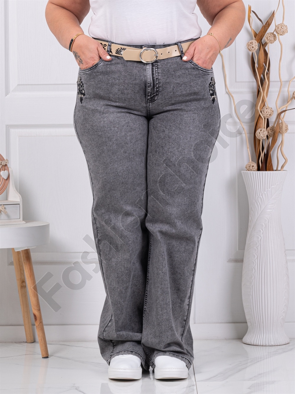 Plus size τζιν παντελόνι με κέντημα και στρας-γκρι-κωδ 7613-1