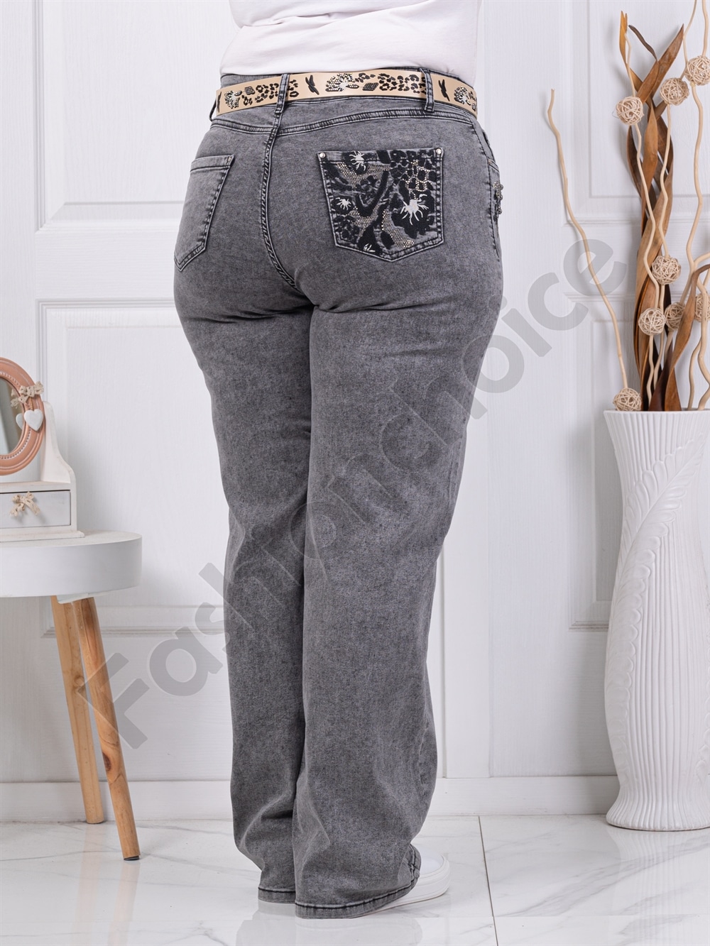 Plus size τζιν παντελόνι με κέντημα και στρας-γκρι-κωδ 7613-1