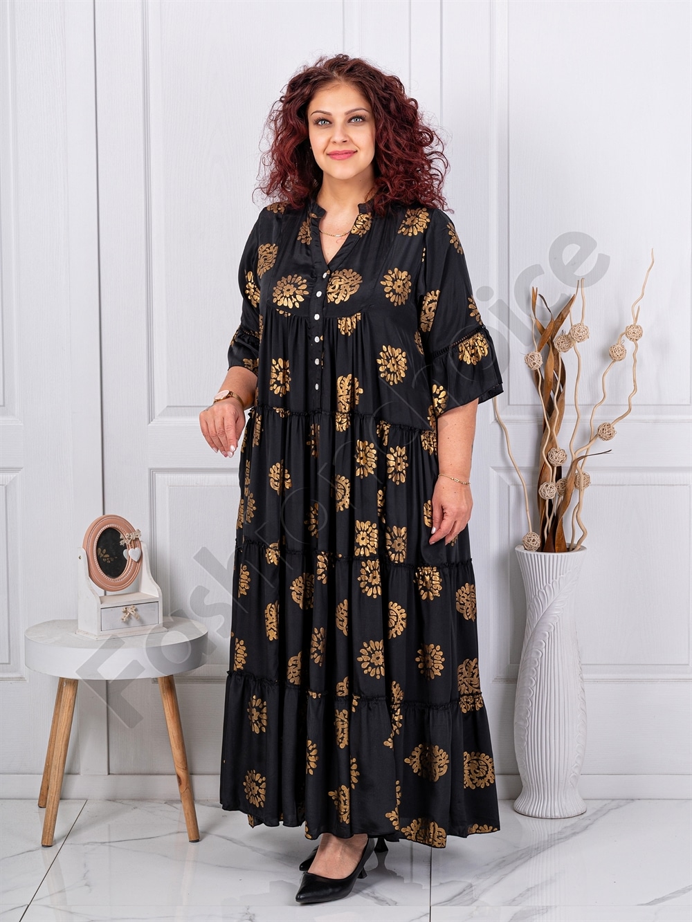 Plus size μεταξωτό φόρεμα χρυσά μοτίβα-μαύρο-κωδ 11221