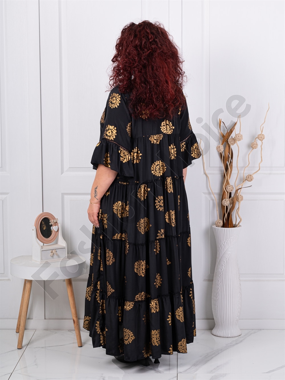 Plus size μεταξωτό φόρεμα χρυσά μοτίβα-μαύρο-κωδ 11221